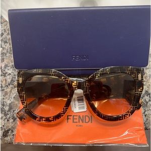 Tortoise cat eye fendi sunglasses